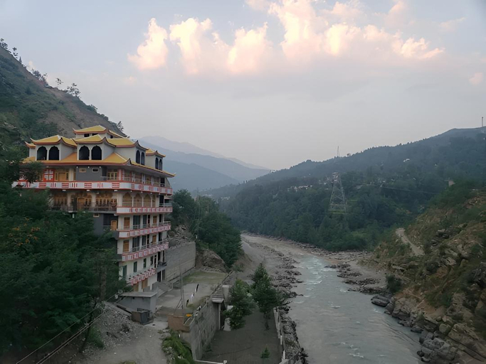 Others, Shelton Hotel Kumrat, Malakand