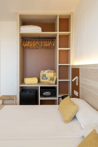 Bedroom 3, Hotel Cabot Cala Ferrera, Baleares