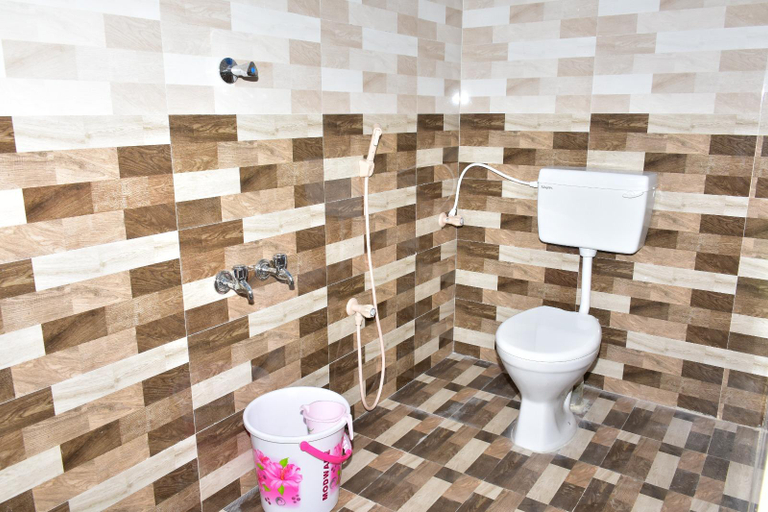 Bathroom, KISANTH GUESTHOUSE, Cuddalore