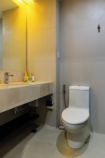 Bathroom 4, Sotogrande IloIlo, Iloilo City