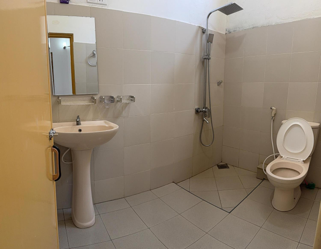 Bathroom 5, LeafStone Guest, Bandarawela