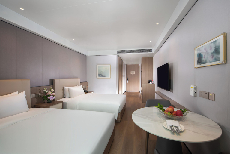 Room 5, Grand Skylight Hotel Shenzhen World Exhibition & Convention Center, Shenzhen