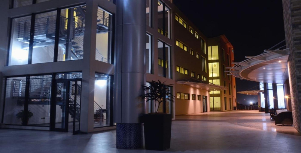 Exterior & Views, NAF CONFERENCE CENTRE AND SUITES, AbujaMun