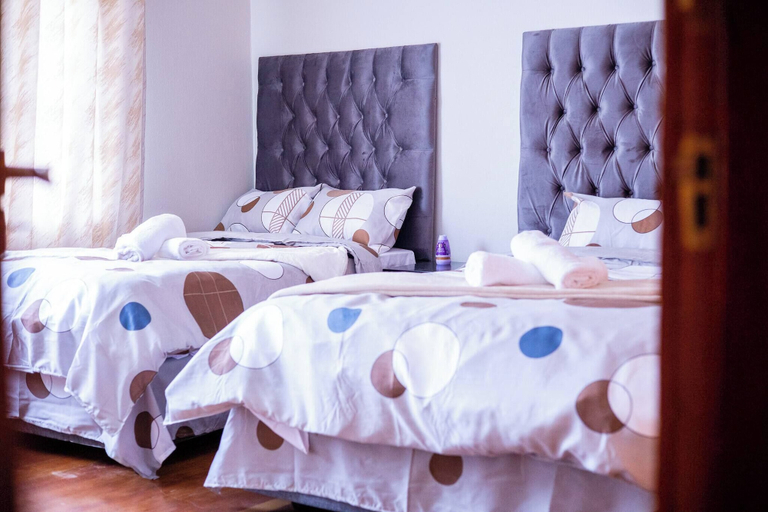 Primary image 4, Room-luxurious Room - C, City of Johannesburg
