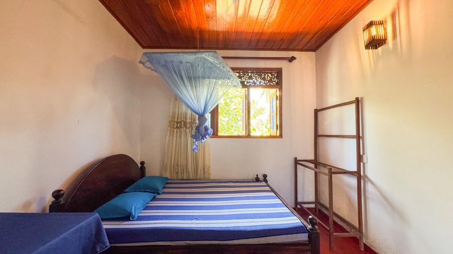 Others 3, Donald Guest House, Matara Four Gravets