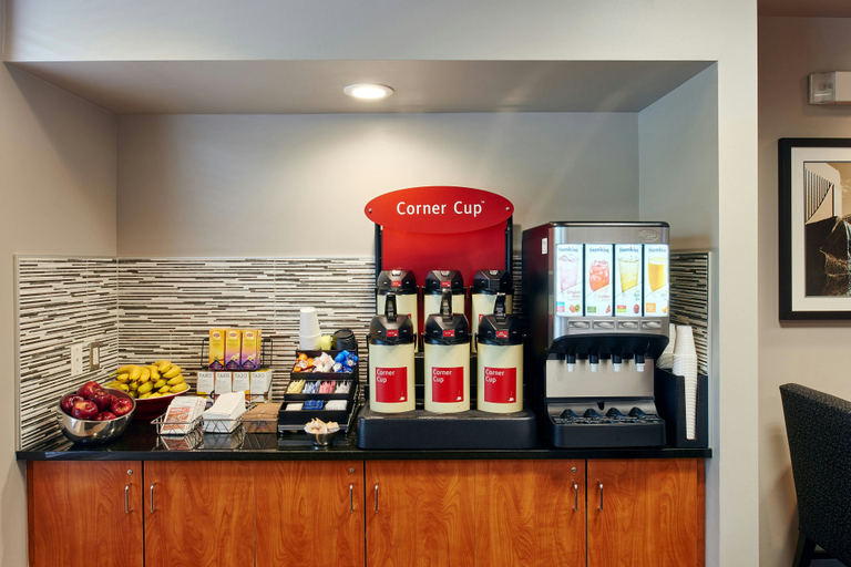 Food & Drinks 4, TownePlace Suites Minneapolis Downtown/North Loop, Hennepin