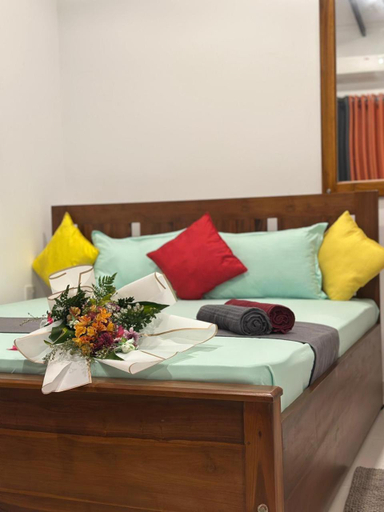 Others 2, Hotel Polhena, Matara Four Gravets