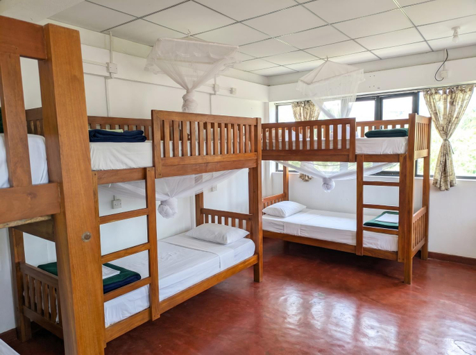 Bedroom 2, Coco Mango Hostel, Dickwella