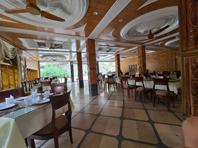 Food & Drinks 3, Shelton Hotel Kumrat, Malakand