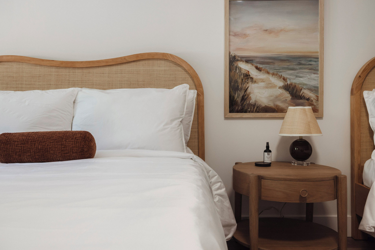 Room 2, The Warren Hotel, Berrien