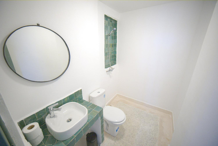 Bathroom 4, Sand House, Agadir-Ida ou Tanane