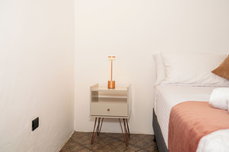 Bedroom 2, HOTEL CROSSMAN, Santa Cruz