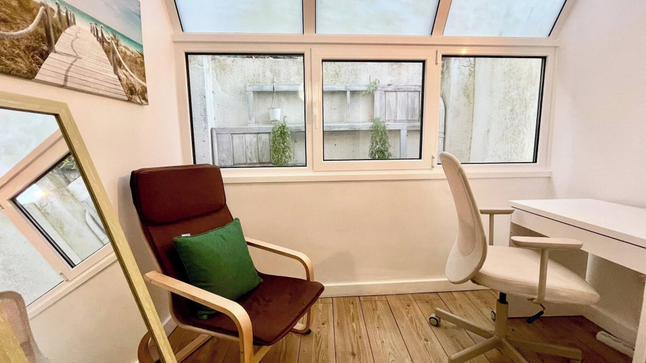Interior 2, Charming 2-Bedroom Apartment in Almada, Near Lisbon, Almada