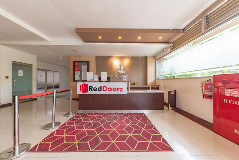 Public Area 2, RedDoorz Apartment @ Emerald Towers Bandung, Bandung