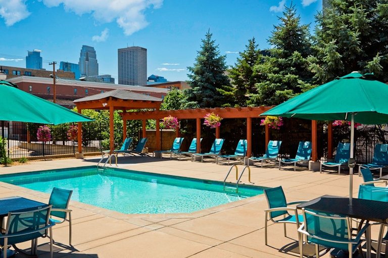 Sport & Beauty, TownePlace Suites Minneapolis Downtown/North Loop, Hennepin