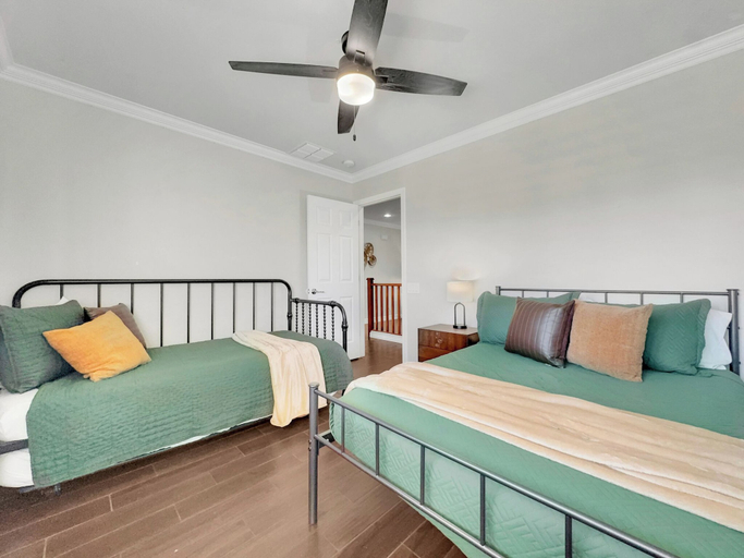 Room 5, Magic of Maricopa, Pinal