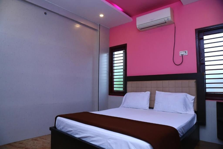 Room 2, Raj Hussain Landmark Hotel, Nagappattinam