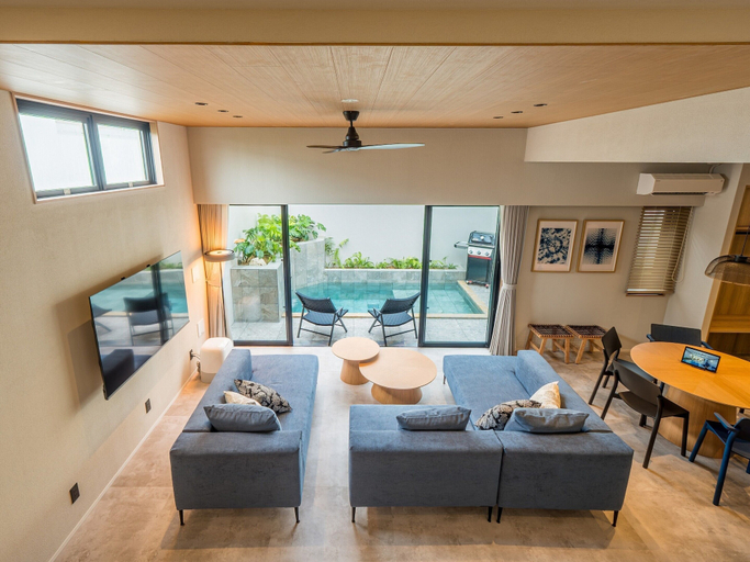 Room 3, RUSIN Private Pool Villa ONNA, Onna