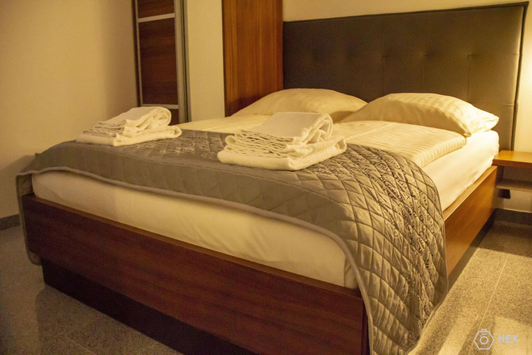 Bedroom 5, BlueStone Boarding Apartments, Düsseldorf