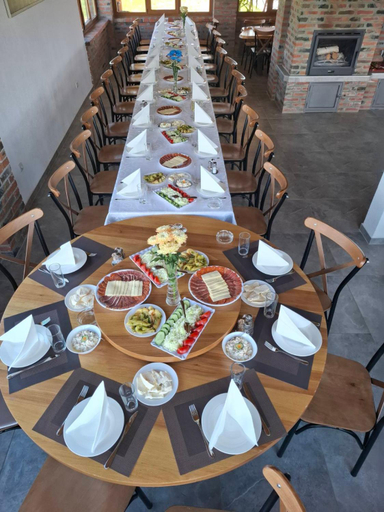 Food & Drinks, Seosko domacinstvo Kastratovic