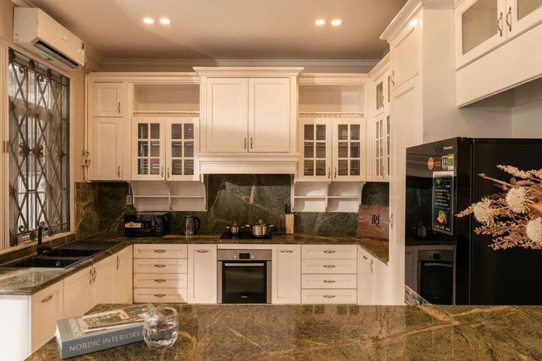 Private kitchen, Super lovely Villa in Phu My Hung by Ray, District 7