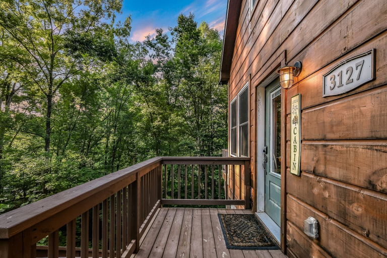 Property grounds 5, Shamrock Valley 1 Bedroom Cabin, Sevier