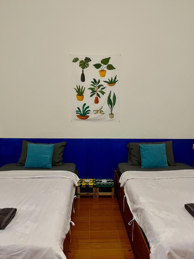 Bedroom 4, 1 Min to Slow Boat Guesthouse, Houixai