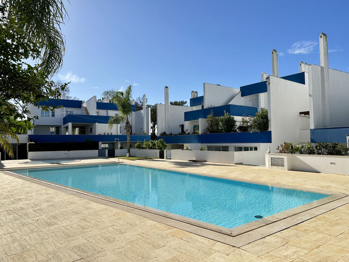 Pool 5, Vilamoura Deluxe 2 With Pool by Homing, Loulé