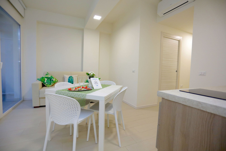 Room 5, Path House - Garden Apartments by Wonderful Italy, Catania