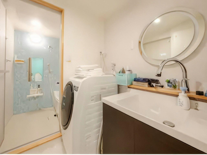 Bathroom, Kanazawa-Hachitabi Hiyoku, Kanazawa