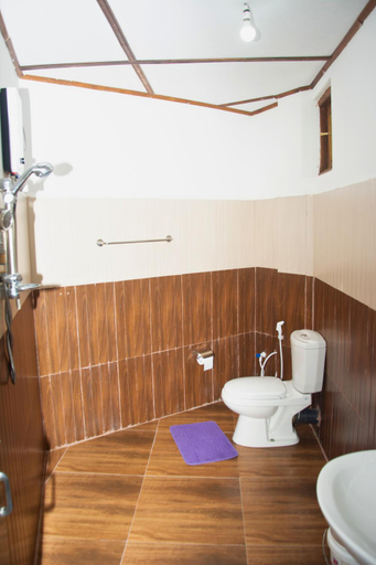 Bathroom 2, View arch wood cabin, Ella