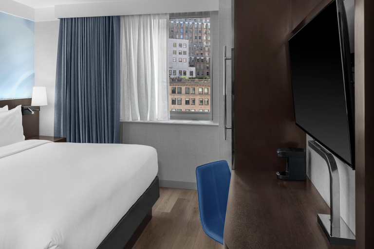 Bedroom 3, Four Points By Sheraton New York Downtown, New York