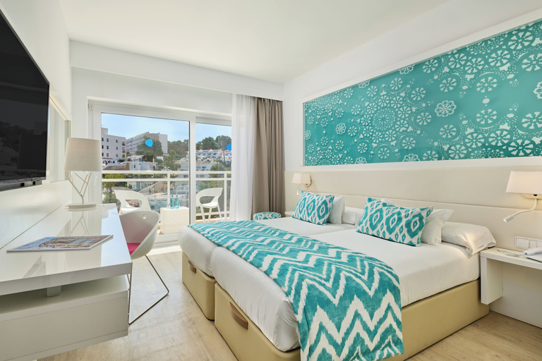 Bedroom 3, Grupotel Ibiza Beach Resort - Adults Only, Baleares