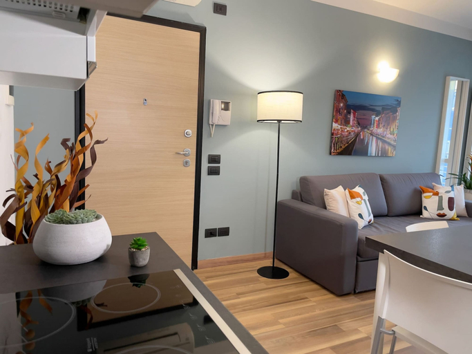 Room 4, Candiani F1 Bilocale, Milano