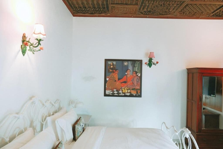 Room 2, Neem Haveli, Delhi
