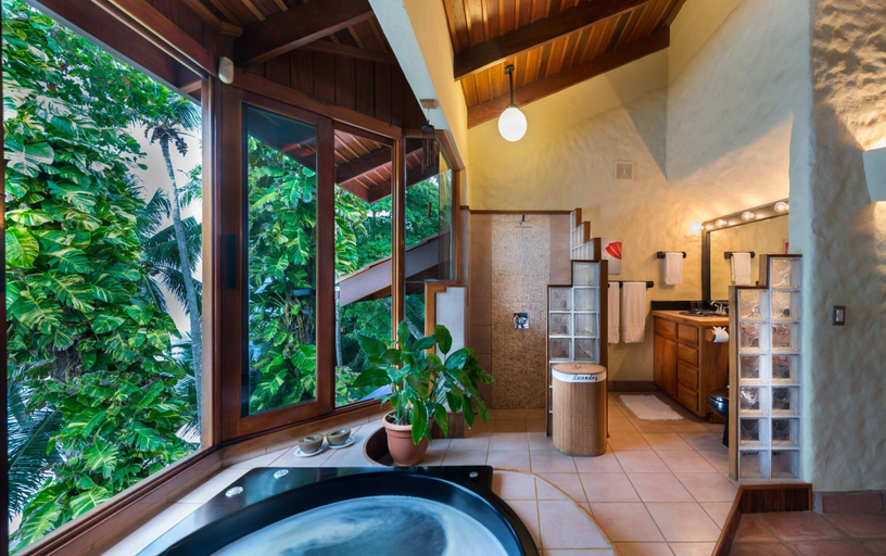 Room 3, Elegant Costa Rican Villa With Oceanfront Infinity Pool, Puntarenas