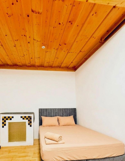 Room 2, 4BR Stay for up to 12 Near to FAC Platz, Wien
