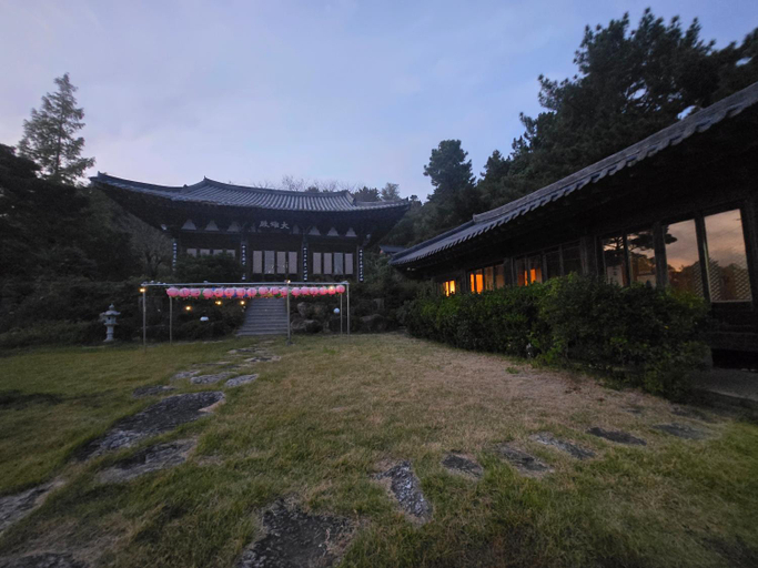 Exterior & Views 1, Pet Friendly Hanok Temple Stay, Goheung