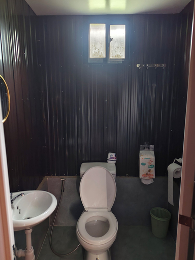 Bathroom 3, Palawan Authentic Guest House, Puerto Princesa City