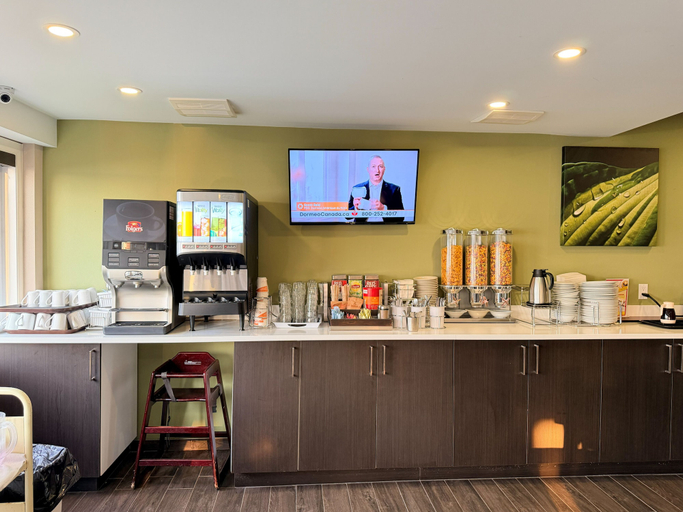 Food & Drinks 5, Sleep Inn & Suites Quebec City East, La Côte-de-Beaupré