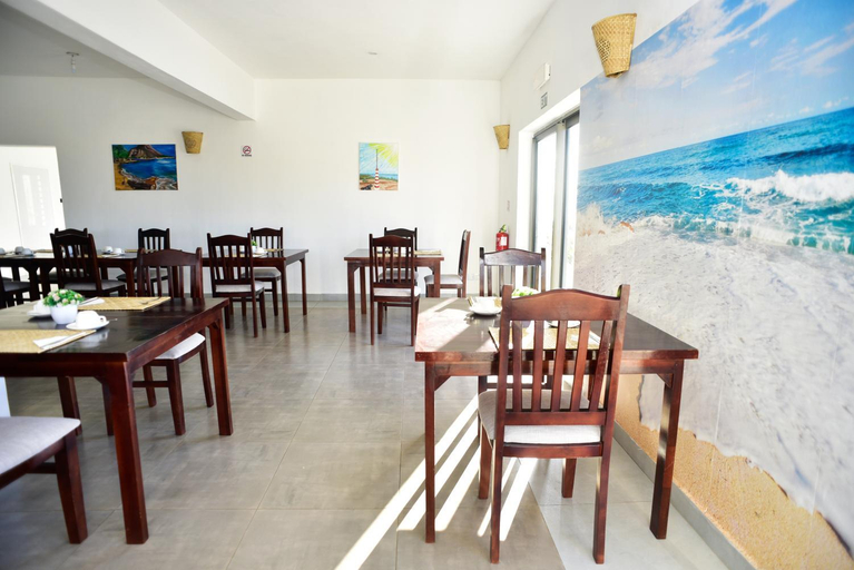 Food & Drinks 4, Le Marin Rodrigues Island