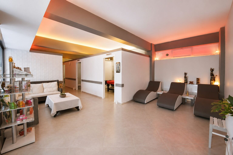 Bedroom 4, Tripolis Hotel, Akköy