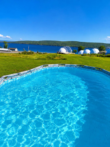 Sport & Beauty 4, Baddeck Inn, Victoria