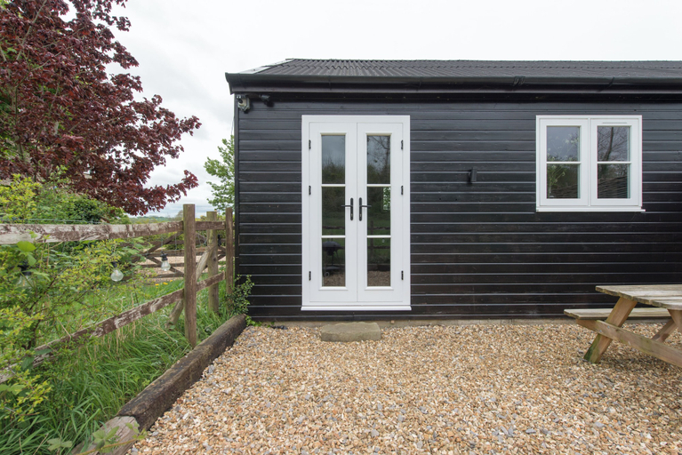 Primary image, Cottage Poppy, Bath and North East Somerset