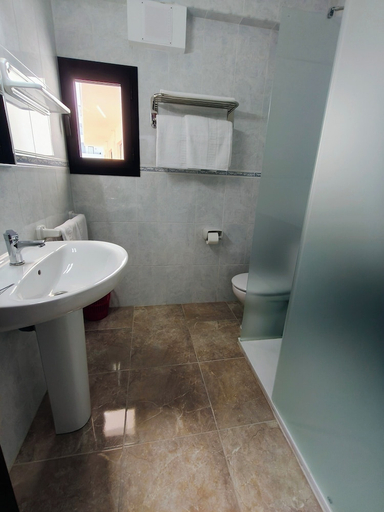 Bathroom 5, Residencia Horizonte, Baleares