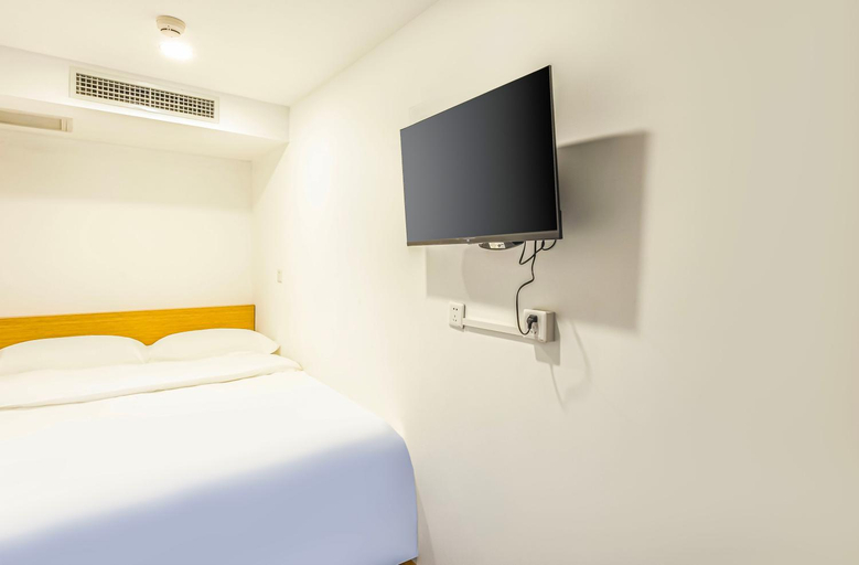 Bedroom, The Hutong Courtyard丨Authentic Beijing Hutong丨Walk to Forbidden & Square丨Fast unlimited Wi-Fi丨Ticket, Beijing