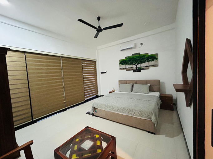 Bedroom 4, Villa Sara, Balapitiya