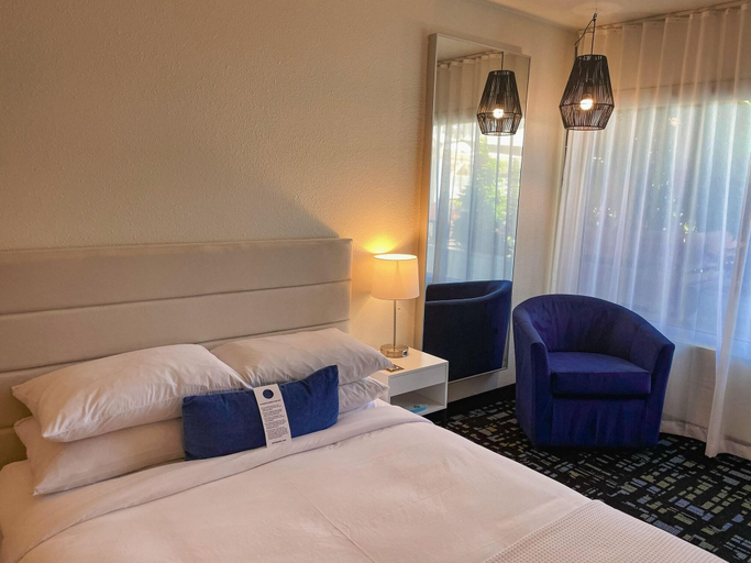 Bedroom 2, Jupiter Hotel, Multnomah