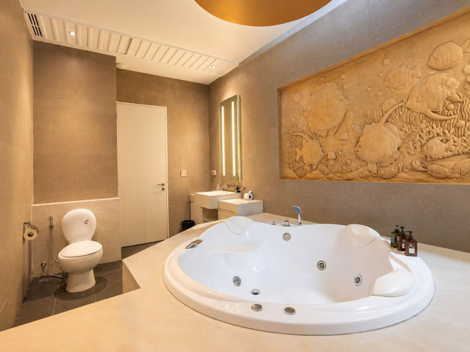 Bathroom 3, Teetara Villa Patong, Phuket Island
