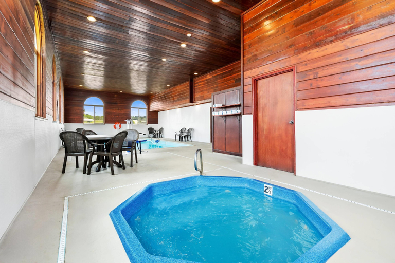 Sport & Beauty 5, Days Inn By Wyndham Sheridan, Sheridan
